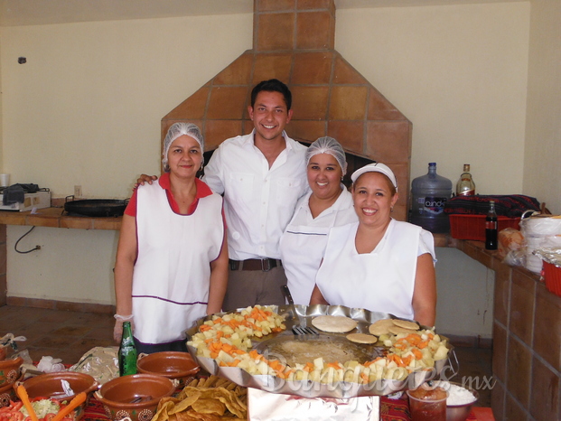 Banquetes Mexicanos Oviedo Torres