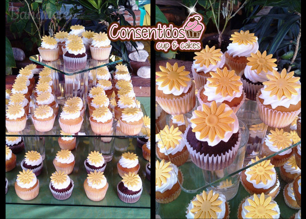 Pasteleria Consentidos Torre de Cupcakes Margaritas.com13761910609051