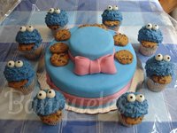 Pastel y Cupcakes