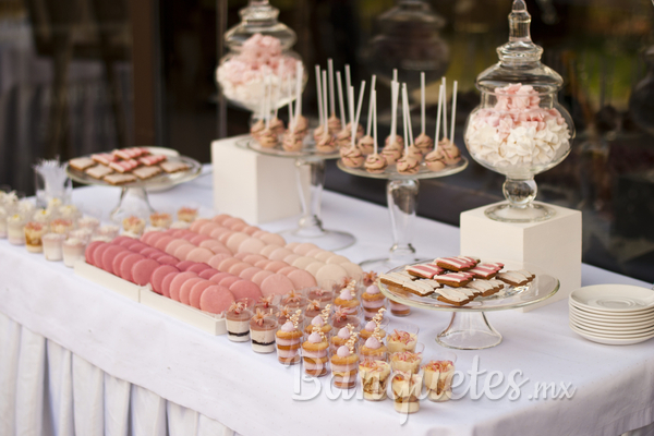 Mesa de postres para fiestas