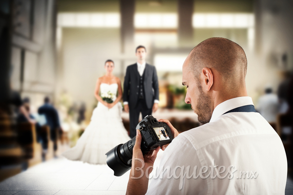 ¿Por qué es importante contratar un servicio profesional de fotografía y video para un evento?