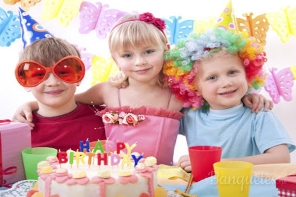 Llena de color y diversión la fiesta de tus pequeños
