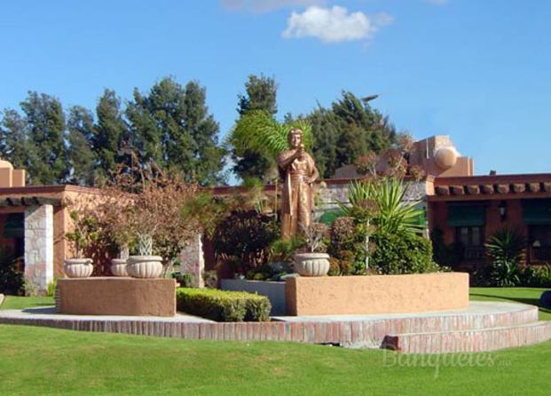 Hacienda Los Pavorreales