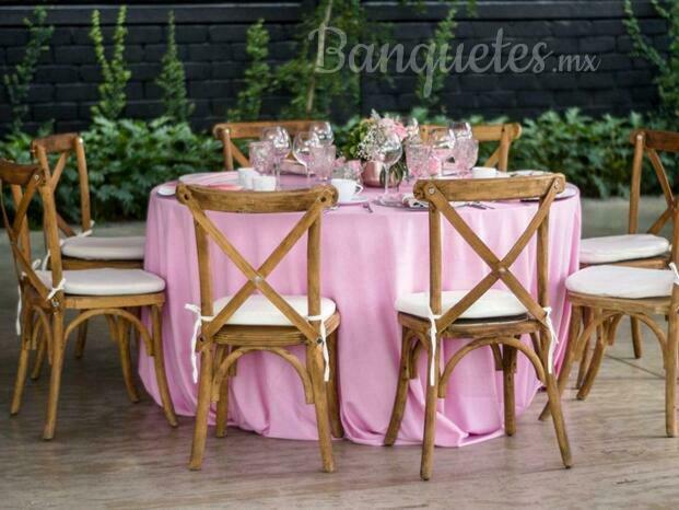 Montaje en rosa y madera