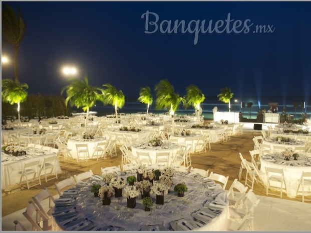 Boda junto al mar