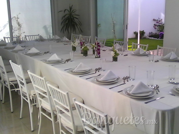 Leo Banquetes