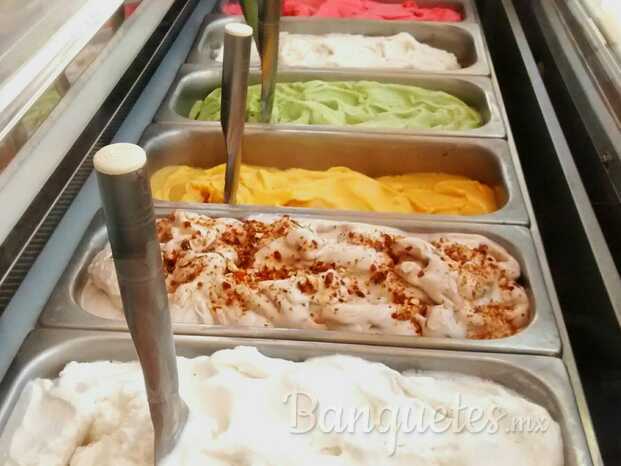 ALGUNOS DE NUESTROS SABORES DE HELADOS