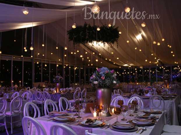 Decoracion, iluminacion y organizacion de bodas. 