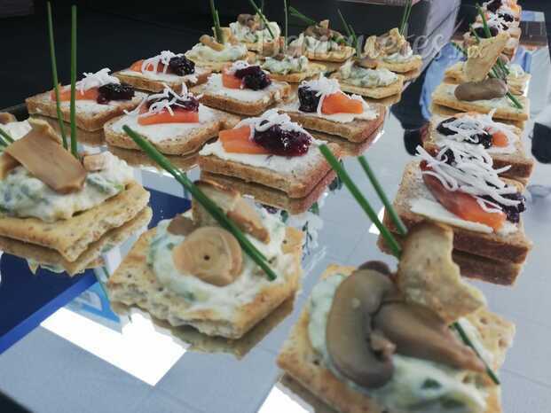 Canapés