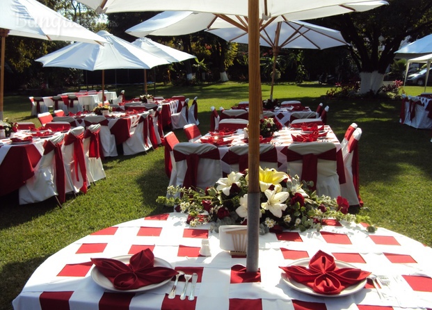 banquetes en jardin