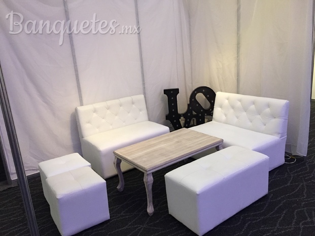 Sala lounge blanca