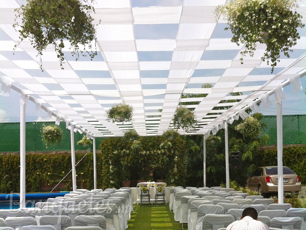 Carpa entrelazada para ceremonia