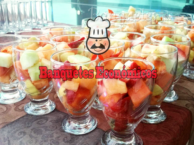 Coctél de Frutas Banquetes Económicos