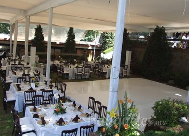 Salón Jardín Los Pinos