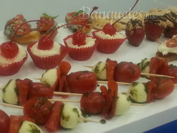 Canapés y bocadillos