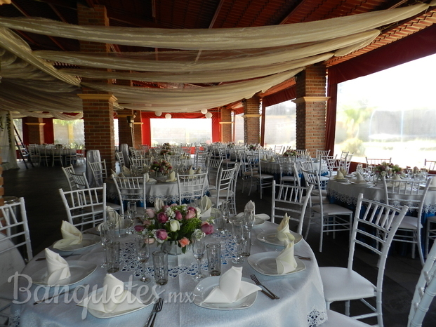 Salón Campestre Emilys