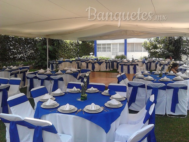 Salón O Jardín Banquetes D´Luva