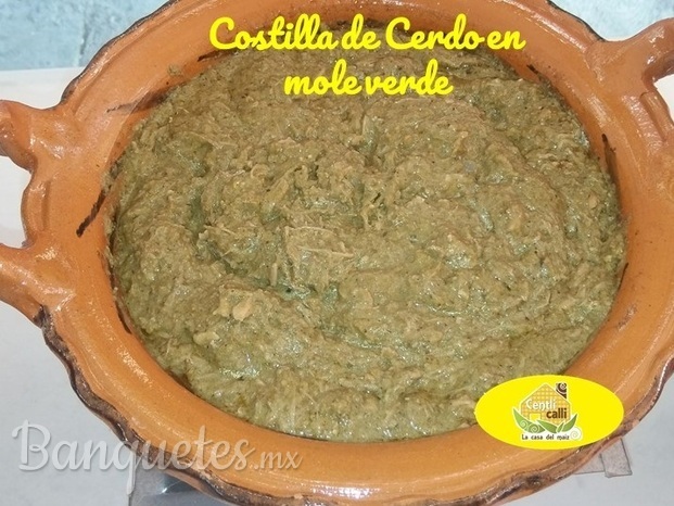 Costilla de cerdo en mole verde