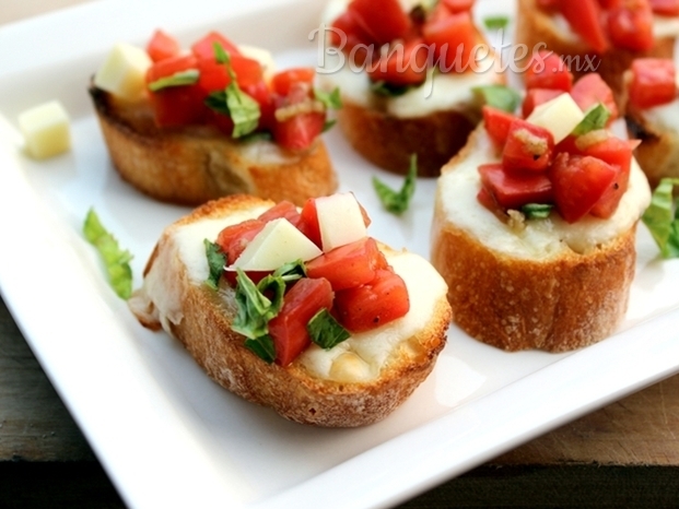 Bruschette caprese