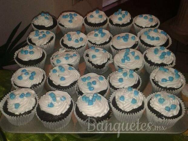 cupcakes color al tema 