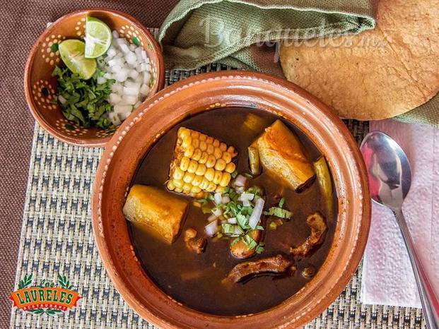 Mole de Olla