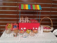 Mesa de dulces sencilla