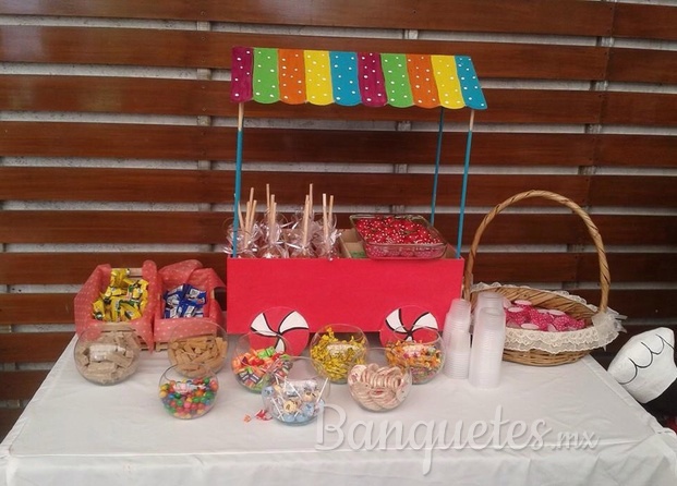 Mesa de dulces sencilla