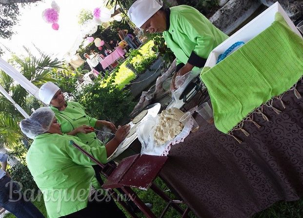 Servicio de tortillas hechas a mano